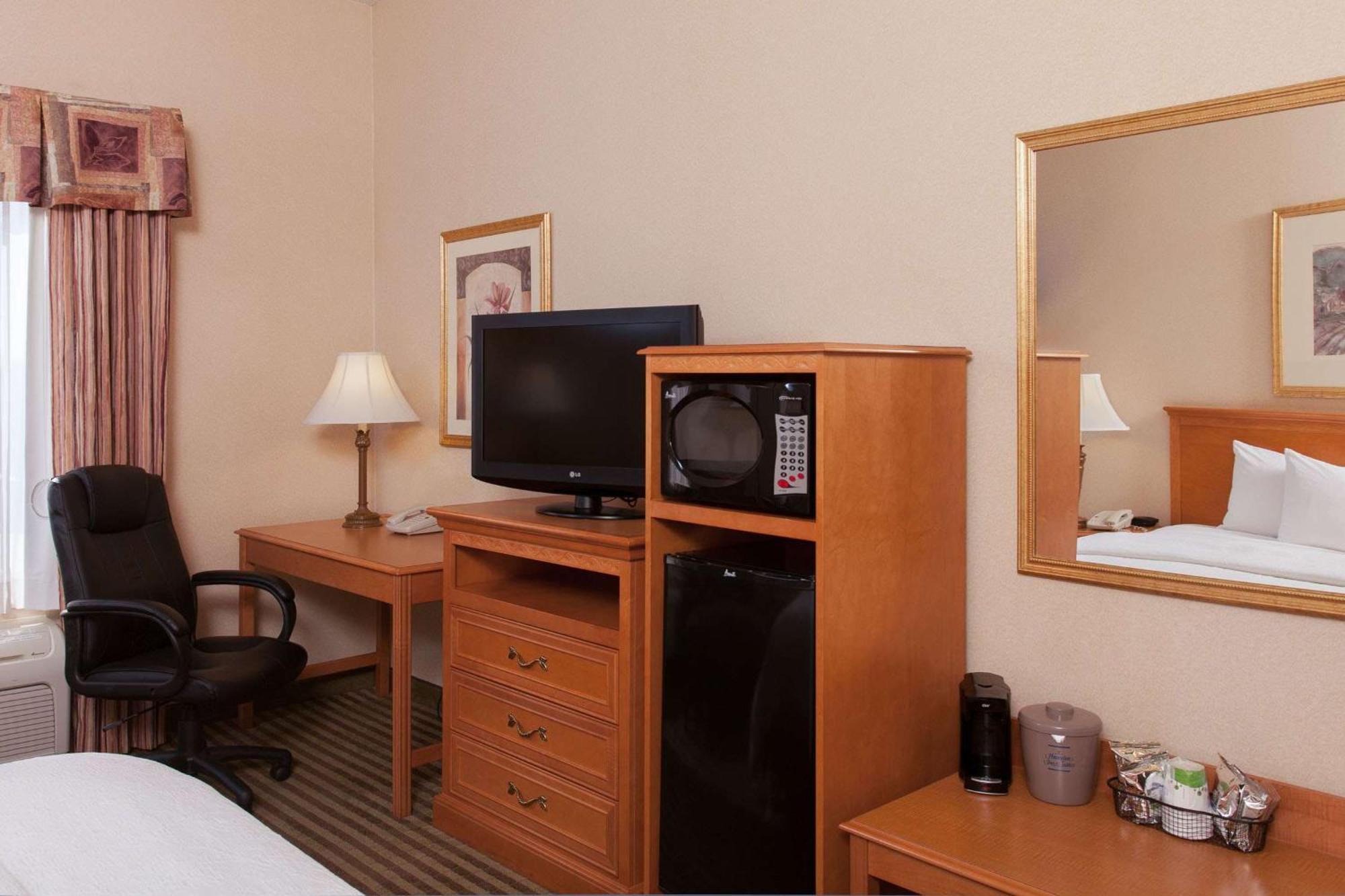 Hampton Inn & Suites Addison Eksteriør billede