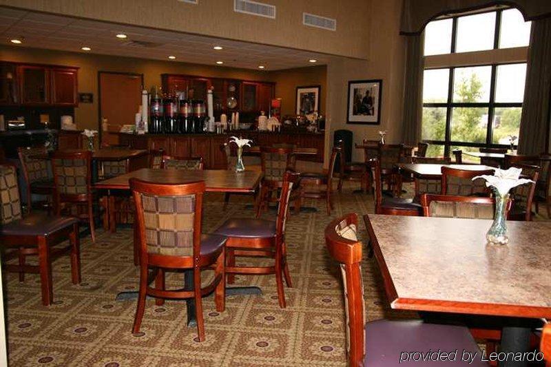Hampton Inn & Suites Addison Restaurant billede